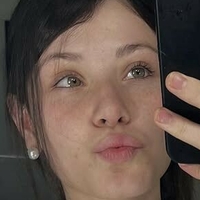 Abril Milagros Çıplak