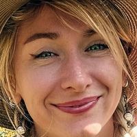 Adorable Alice Çıplak