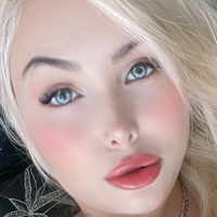 Adrianna Peppl Çıplak