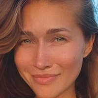 Ailona Çıplak