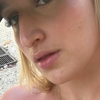 Ale Rios Çıplak