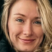 Alice Call Çıplak