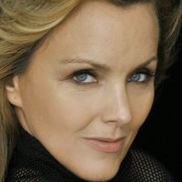 Alice Ripley Çıplak