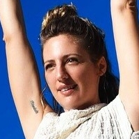 Alli Willow Çıplak