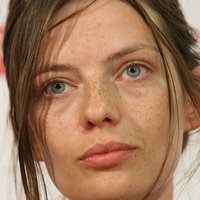 Amelie Daure Çıplak