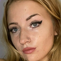 Anastasia Daisy Çıplak