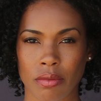 Angela Lewis Çıplak