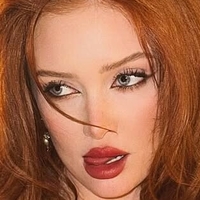 Angelina Mikhailichenko Çıplak