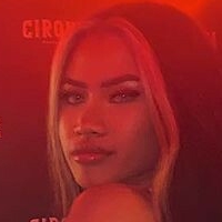 Angelysiaa Çıplak