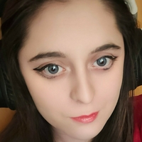 aniavianess Çıplak