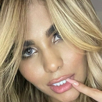 Anitta Bellucci Çıplak