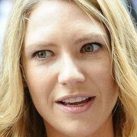 Anna Torv Çıplak
