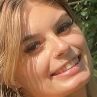 Arie Calli Çıplak