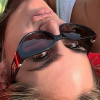 Avery Poppinga Çıplak