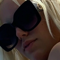 Blondie Çıplak
