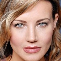 Brianne Davis Çıplak