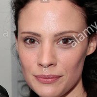 Camille De Pazzis Çıplak