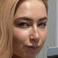 Charlotte Lion Çıplak