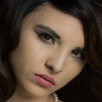 Chelsie Deville Çıplak