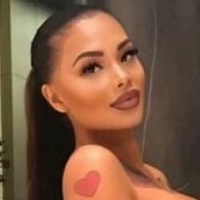 Chijana, Maylin Çıplak