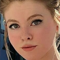 Chloe Mettenbrink Çıplak
