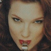 Cindy Roubal Çıplak