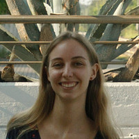 Claudia Veneza Çıplak