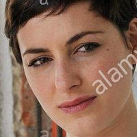Clémence Thioly Çıplak