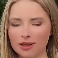 Daniela Virlan Çıplak