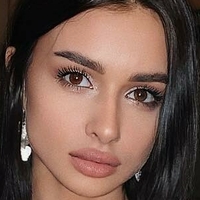 Dari Vladymyrova Çıplak