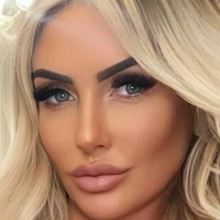 Debbie Clarkson Çıplak