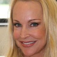 Debra Marshall Çıplak