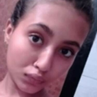 Divya Mandal Çıplak
