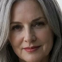 Elegant Edith Çıplak