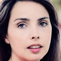 Emilie Cazenave Çıplak