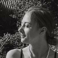 Emily._.mhl Çıplak