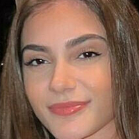 Emma Katalis Çıplak