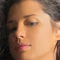 Emma Matia Çıplak