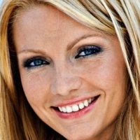 Erika Zivkovic Çıplak