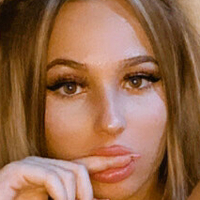 Estela Saubi Çıplak