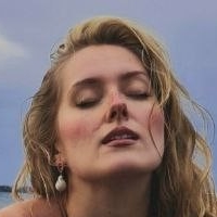 Eva Sindlerova Çıplak