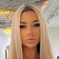 Eveline Marie Çıplak