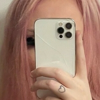 Faye Mikah Çıplak