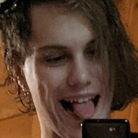 femboy_idiot Çıplak