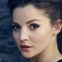 Flora Spencer-Longhurst Çıplak