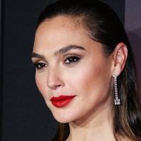 Gal Gadot Çıplak
