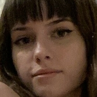 Girls With Bangs Çıplak