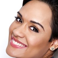 Grace Byers Çıplak