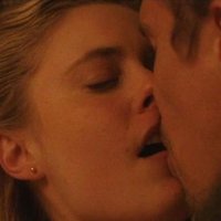 Greta Gerwig Çıplak