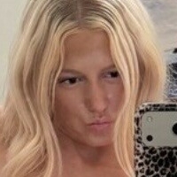 Hailey Keys Çıplak